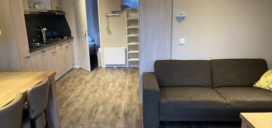 WL6 bank woonkamer.jpg